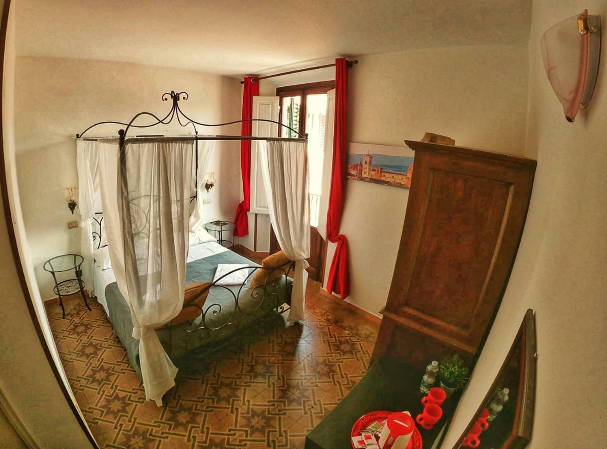 Holiday Rooms فلورنس المظهر الخارجي الصورة