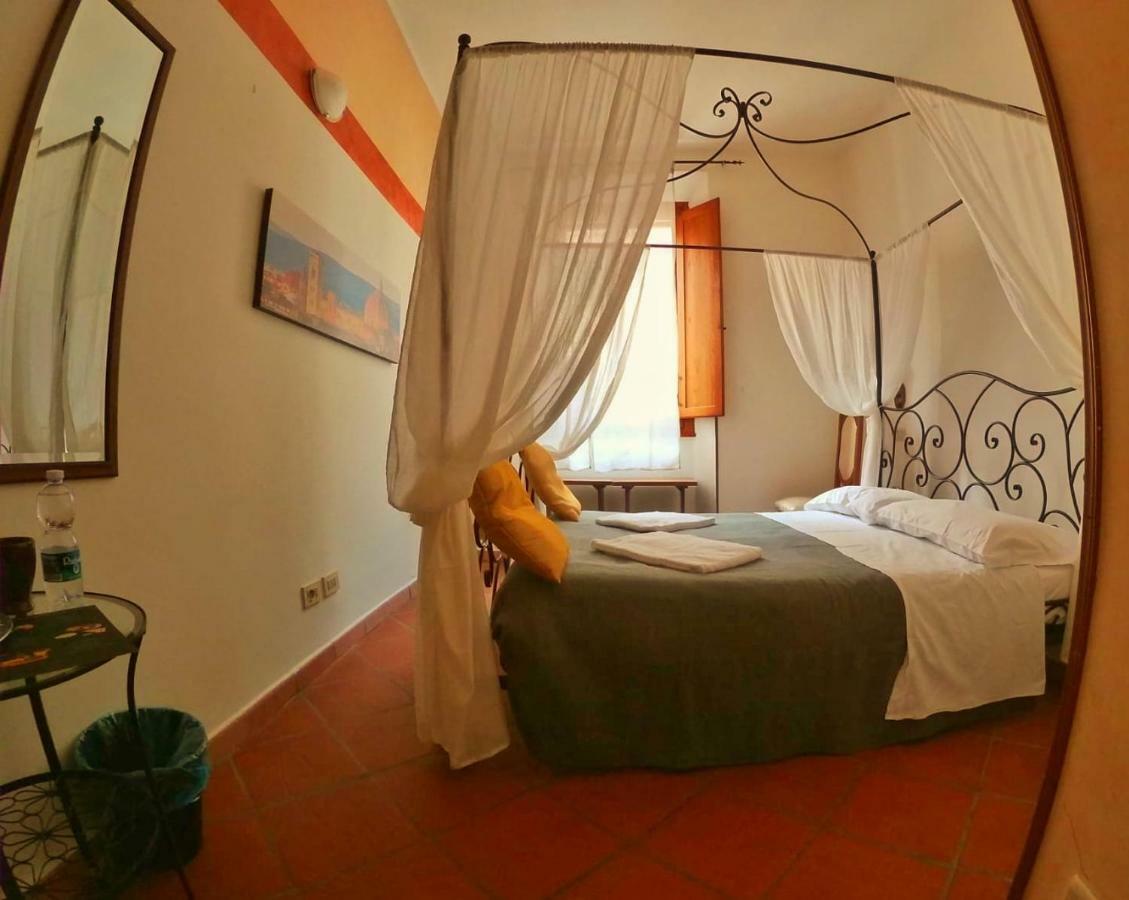 Holiday Rooms فلورنس المظهر الخارجي الصورة